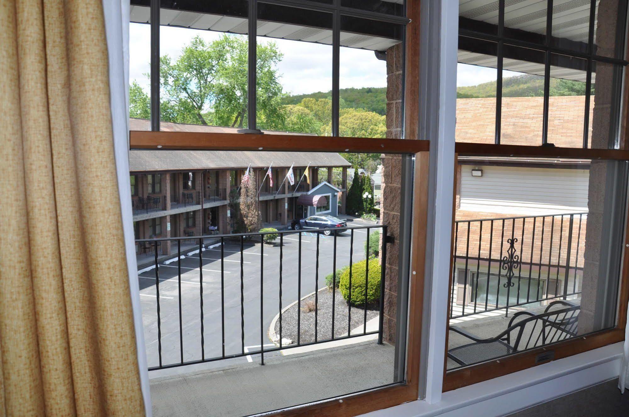 West Point Motel Highland Falls Exteriör bild